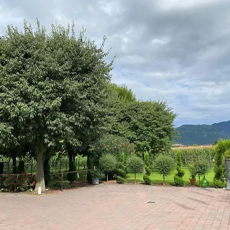 לינה וארוחת בוקר Le Fate Corbezzole 4*