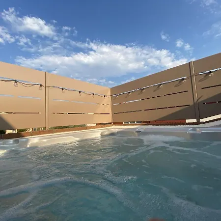 Le Fate Corbezzole לינה וארוחת בוקר 4*