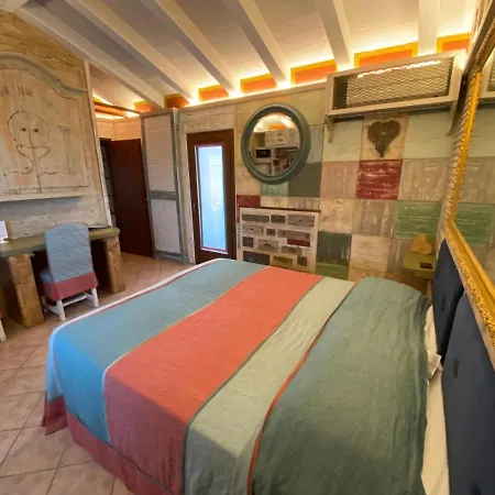 Le Fate Corbezzole לינה וארוחת בוקר