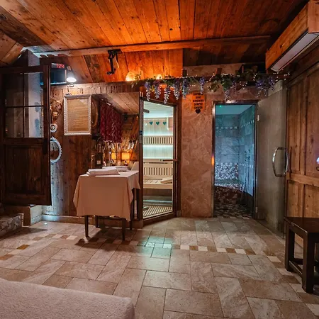 לינה וארוחת בוקר Le Fate Corbezzole 4*