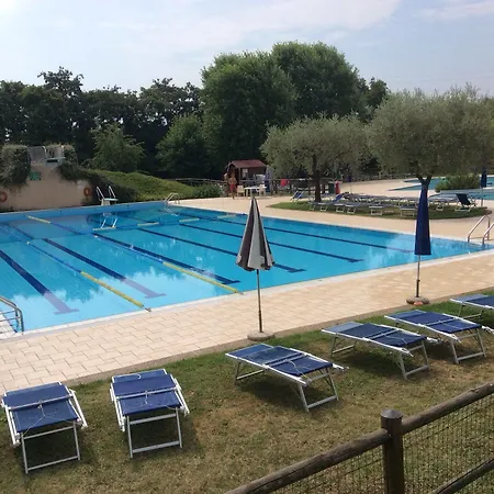 Le Fate Corbezzole לינה וארוחת בוקר 4*