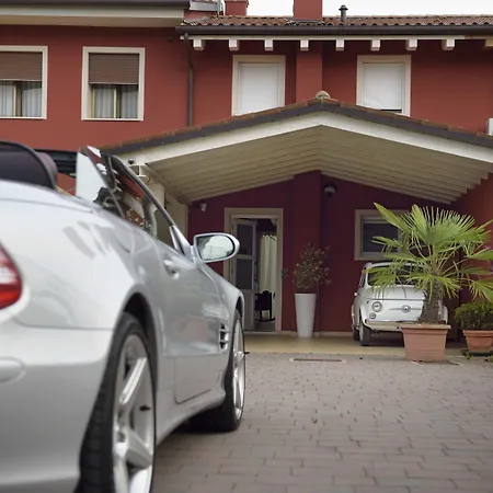 Le Fate Corbezzole לינה וארוחת בוקר