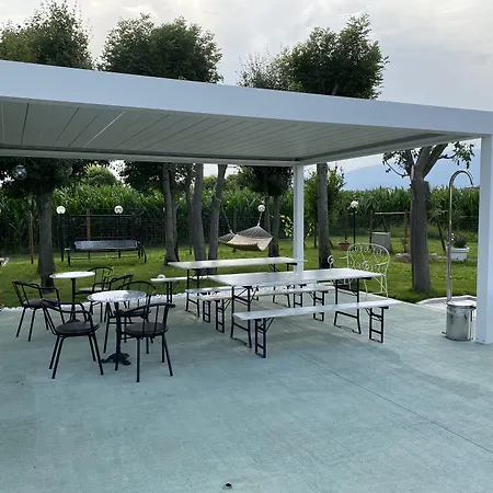 Le Fate Corbezzole לינה וארוחת בוקר 4*