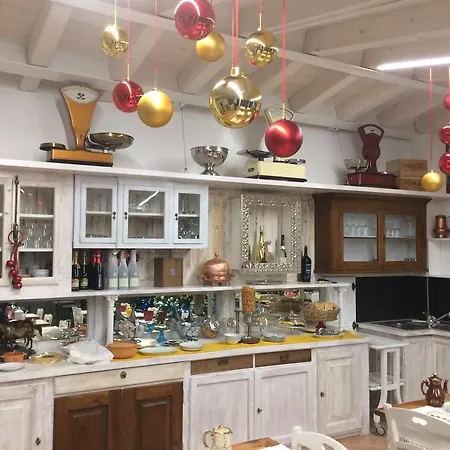 לינה וארוחת בוקר Le Fate Corbezzole